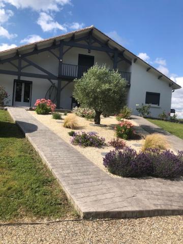 Gite Les Pins Perdus Saint-Ciers-d'Abzac Esterno foto